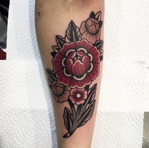 Flowers tattoo done by Arianna Fusini at the Bologna Tattoo Expo from ...