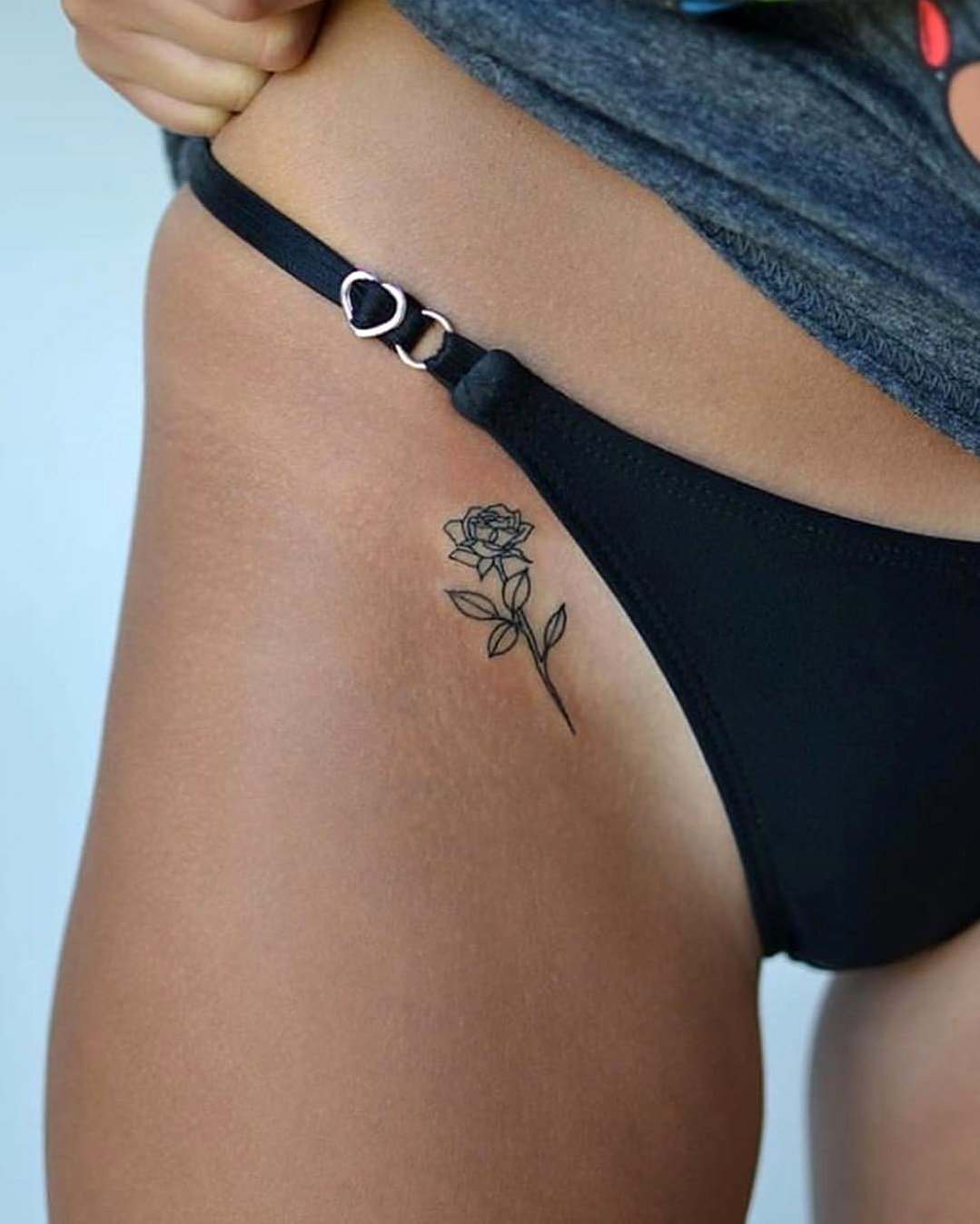 New Small Rose tatto, tatoo woman beauty #evamigtattoos #tattoo.